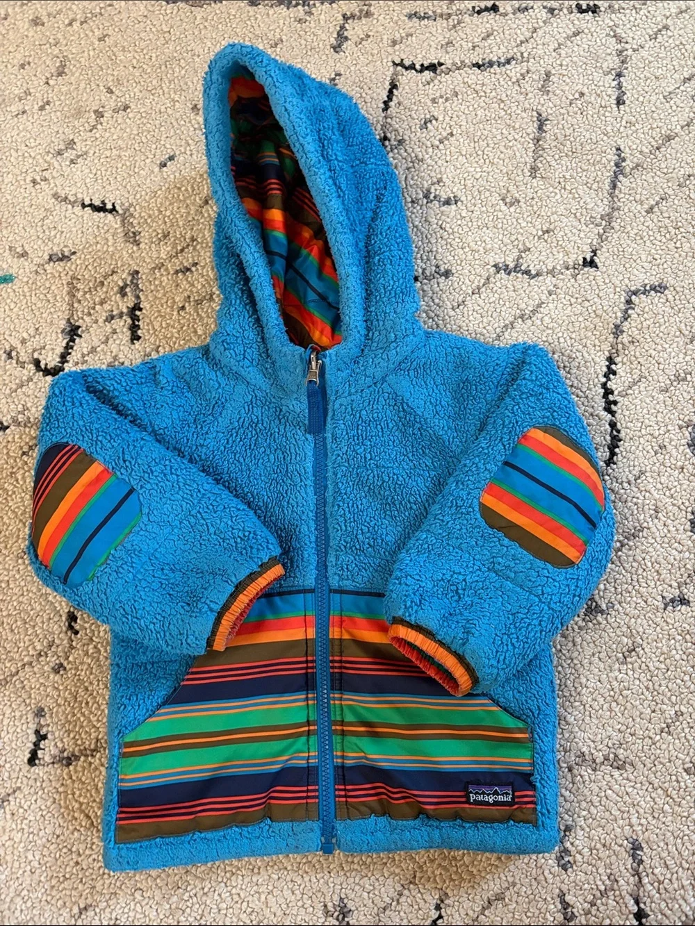 Patagonia Kids Striped Puffer Jacket in Blue, Green, Orange reversible  3T